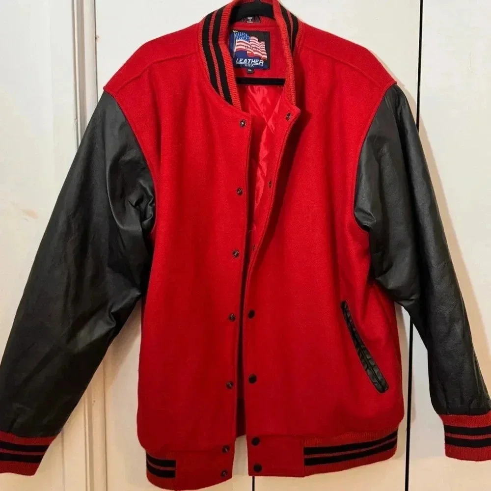 Vintage Red and Black Varsity Jacket XL – Bold & Classic!